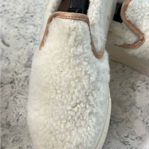 Shearling Style - Picture 3 of 7